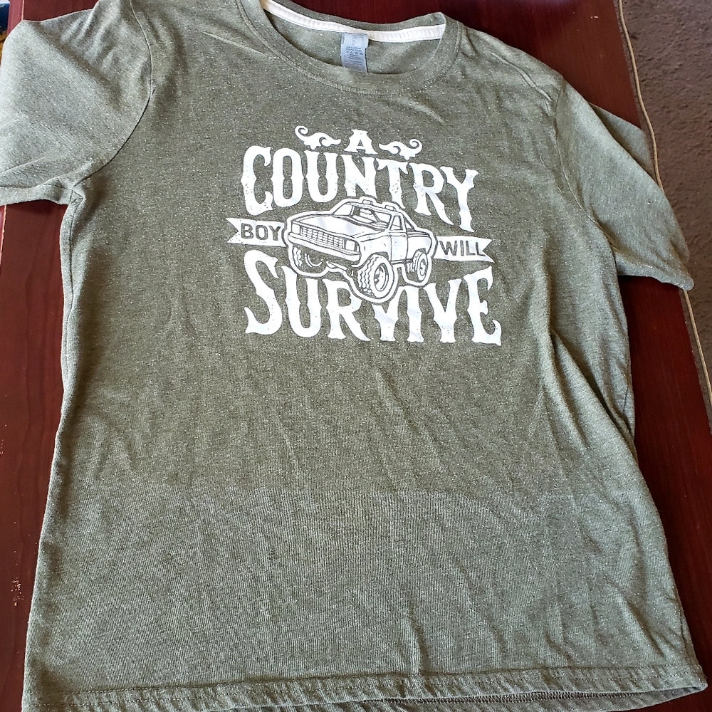 Country boy will survive tee boy's size 14/16